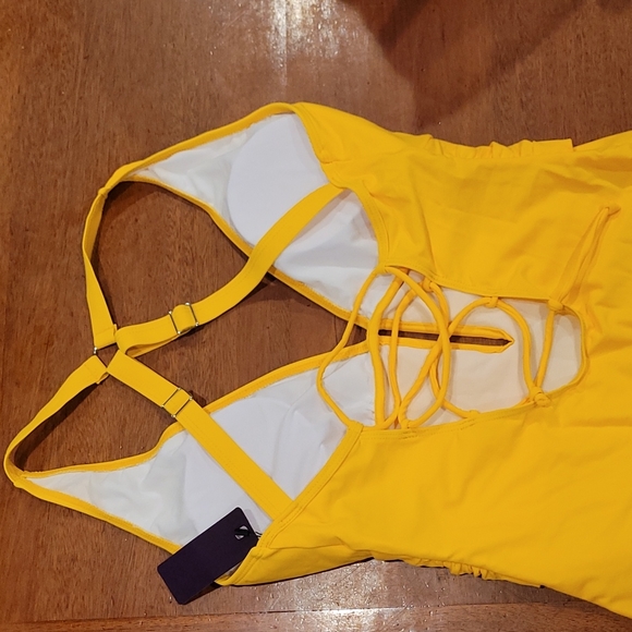 Adorable lace up swimsuit NWT - Picture 2 of 4